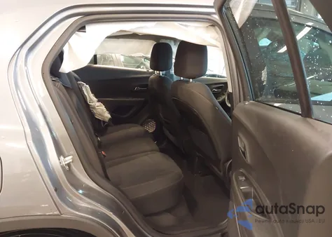 2020 Chevrolet Trax Fwd Ls z USA, uszkodzony, nr VIN 3GNCJKSB2LL173876